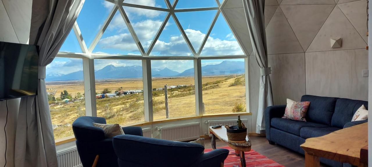 Dome With Stunning Glacier & Mountain Views Puerto Natales Extérieur photo