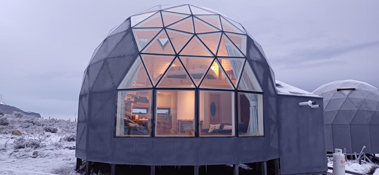 Dome With Stunning Glacier & Mountain Views Puerto Natales Extérieur photo