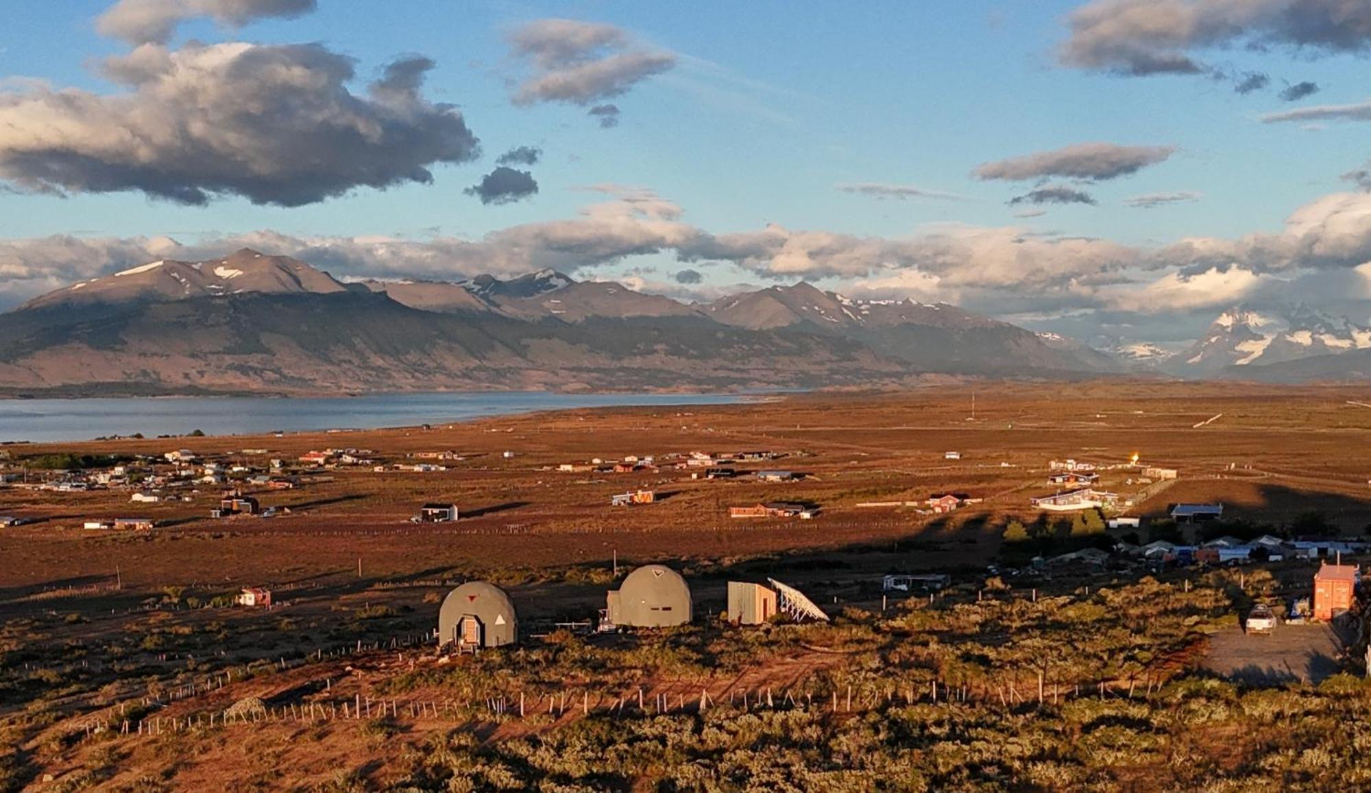 Dome With Stunning Glacier & Mountain Views Puerto Natales Extérieur photo